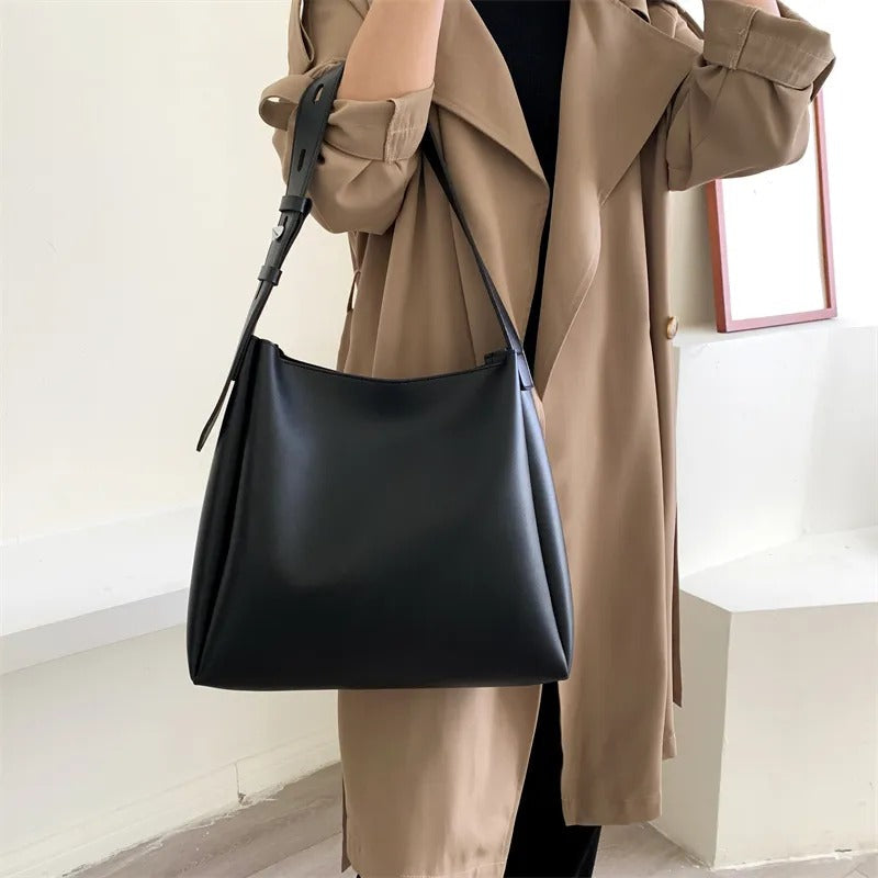 Zara - Ευρύχωρη Τσάντα
