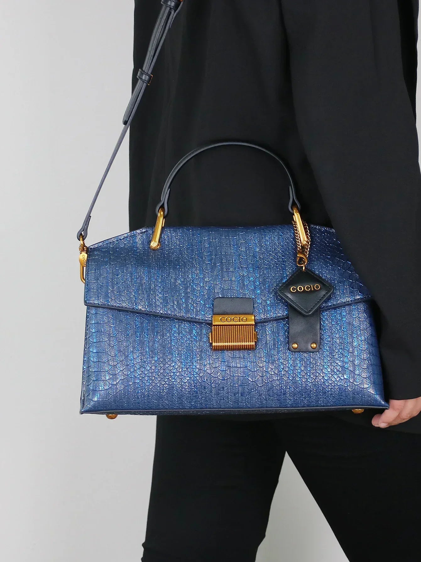 Τσάντα Tote εμπνευσμένη από φίδι Πύθωνα Celeste