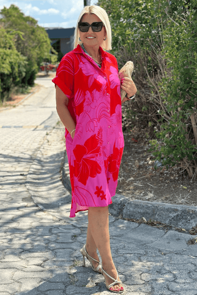 Ναόμι – Φόρεμα με λουλουδάτο σχέδιο