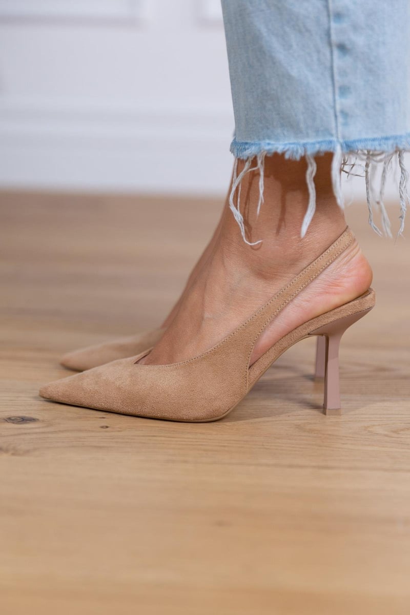 Marlena™ | Slingback Σανδάλια σε Νυφικό Χρώμα με Λεπτό Τακούνι